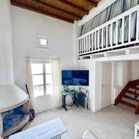 Kalisti Houlakia (Mykonos)