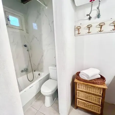 Kalisti Villa *