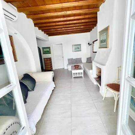 Kalisti Villa *