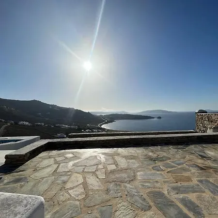 Kalisti Houlakia (Mykonos)